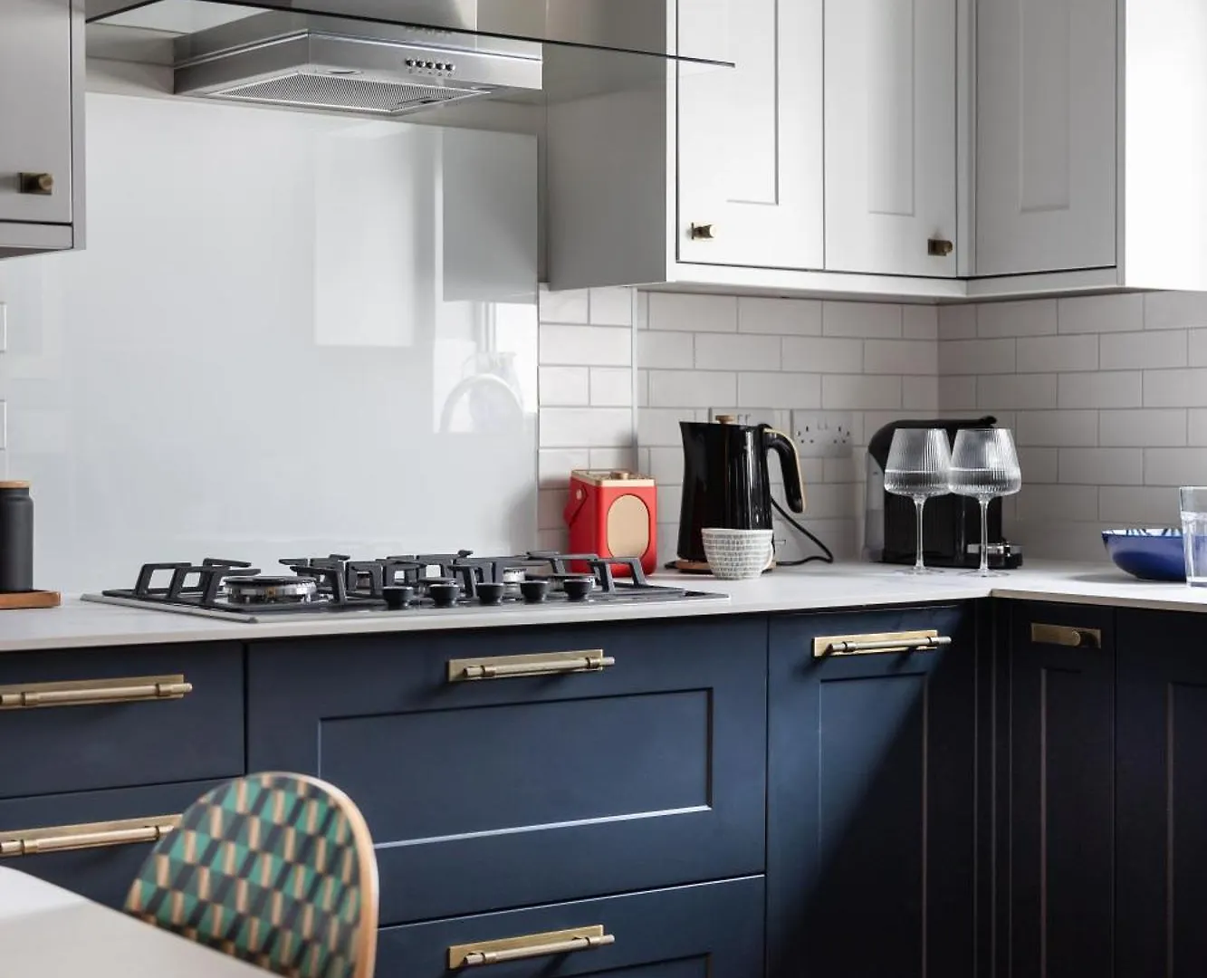 The Lorelei 2Br Mid-Century Modern Stylish Apartment Hove
